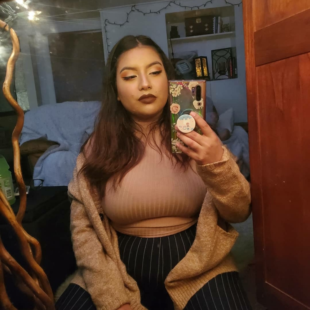 Meet your Posher, Nathaly